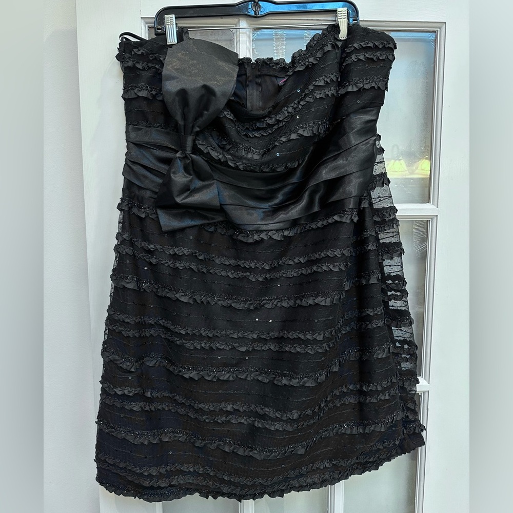 Vintage Torrid Y2K Whimsigoth Lace Romantic Sequin Goth Chic Dress Plus Size 24